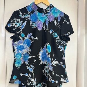 Studio I Y2K Set. Size: 12. Blue and Black Floral.